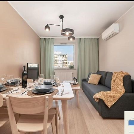Szoste Pietro Apartment Вроцлав Екстериор снимка